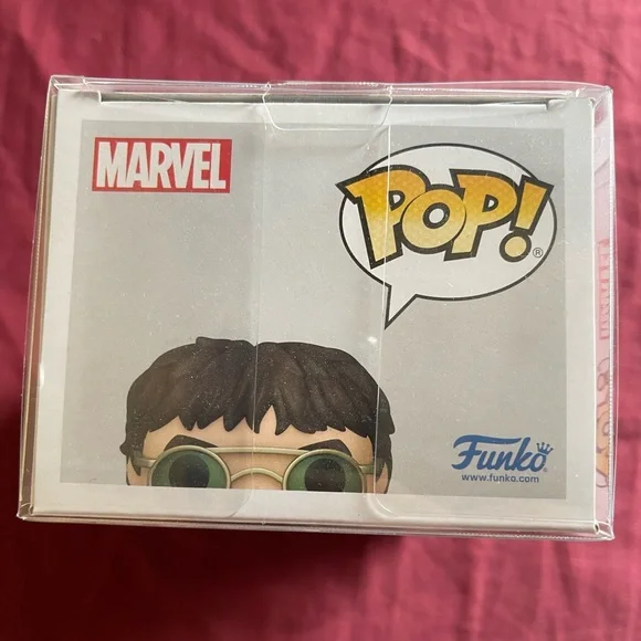 Funko Doc Ock Pop! with Green Sunglasses and Silver Tentacles - Picture 5 of 6